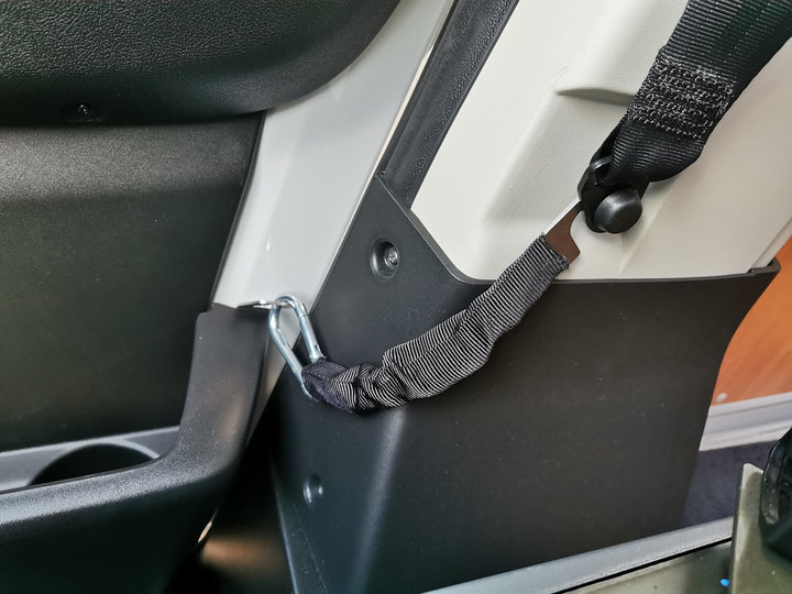 Fahrer und Beifahrertürverriegelung 2